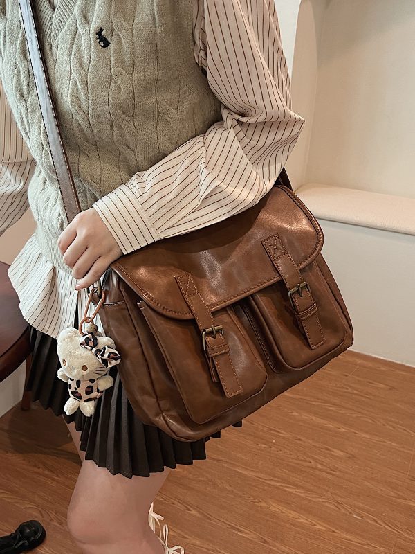Retro Large-Capacity Crossbody Bag - Versatile Commuter Travel Shoulder Bag for Spring 2025