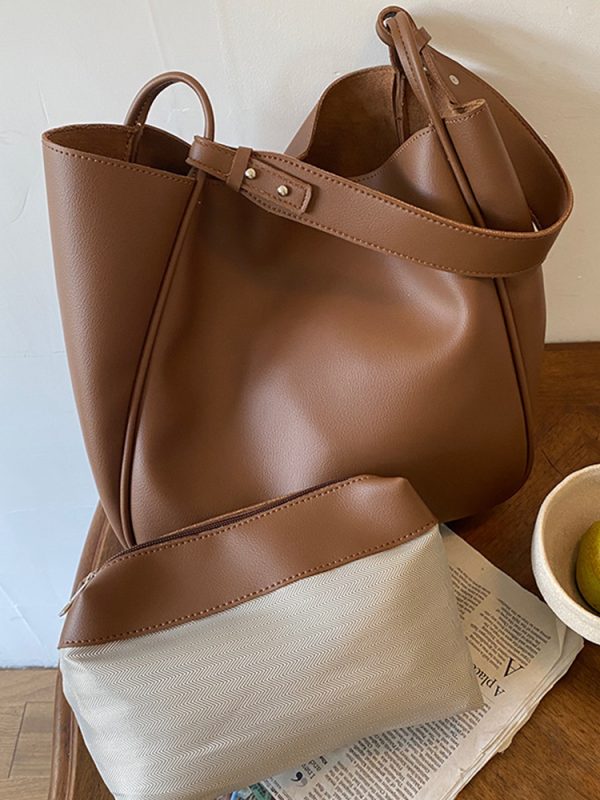 Retro æ¸¯é£Ž Large Capacity Shoulder Tote Bag for Women - Chic Commuting Underarm Design