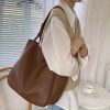 Retro æ¸¯é£Ž Large Capacity Shoulder Tote Bag for Women - Chic Commuting Underarm Design