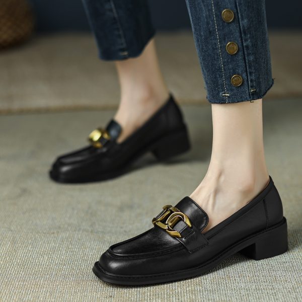 Retro Metal Buckle Chunky Heel Leather Shoes - Versatile Italian Style Footwear for Spring and Autumn 2025