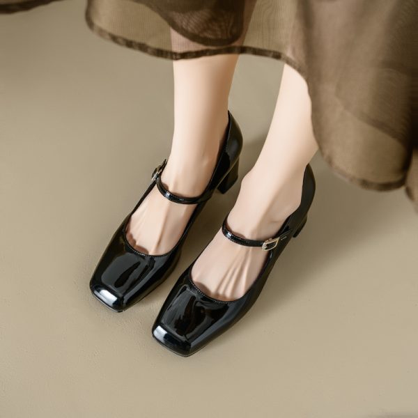 Retro One-Strap Mary Jane Shoes in Genuine Leather with Chunky Heels and Square Toes - Italian Style Fashion Footwear