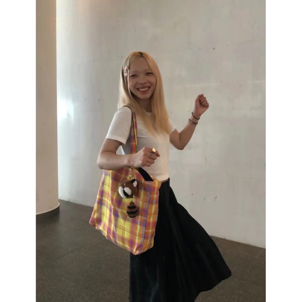 Retro Plaid Casual Canvas Tote Bag - Large Capacity Commuting Shoulder Bag for Autumn & Winter, Trendy Aesthetic Design