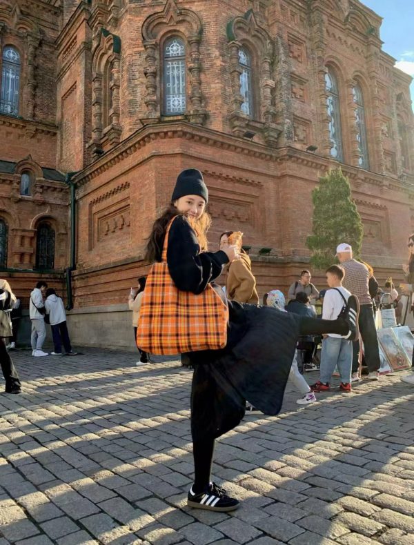 Retro Plaid Orange Tote Bag - Large Capacity Checkered Canvas Commuter Shoulder Bag for Stylish Shopping