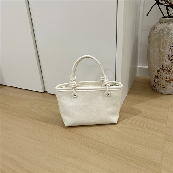Retro Shiny Handheld Vegetable Basket Bag - Versatile Casual Women's Crossbody Small Square Bag for Spring/Summer 2025
