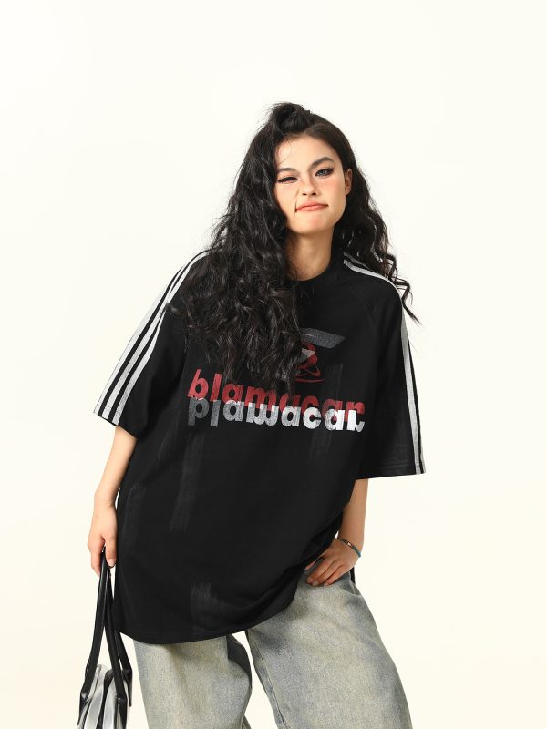 Retro Street Graffiti Letter Short-Sleeve T-Shirt for Men and Women, Loose Fit High Street Trendy Top, 90s Inspired Fashion