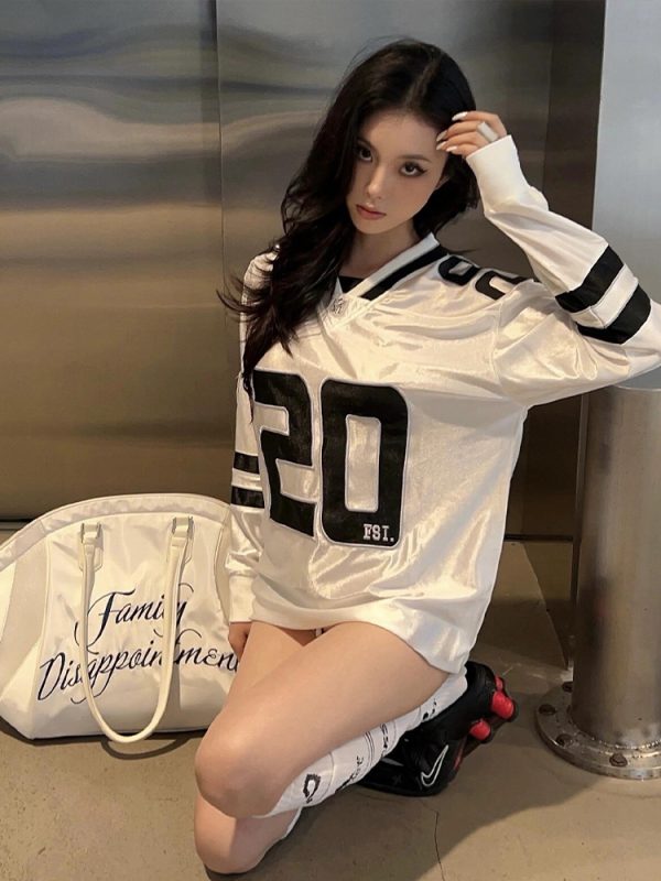 Retro V-Neck Long Sleeve T-Shirt for Women, Spring Rugby Jersey, Loose Fit Sports Top, 90s Inspired Fashion