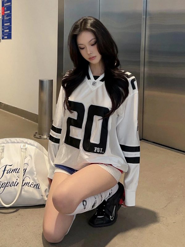Retro V-Neck Long Sleeve T-Shirt for Women, Spring Rugby Jersey, Loose Fit Sports Top, 90s Inspired Fashion