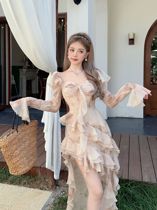 Romantic Gradient Ruffled Hem Dress with Three-Dimensional Texture - Short Front Long Back Flowing Style for Elegant Occasions