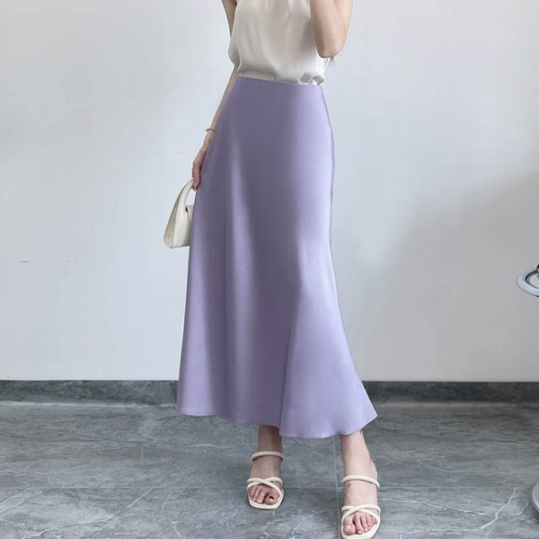 Satin Half Skirt with Diagonal Cut, Flared Design, High Waist, Silky Elastic Waist, Versatile Glossy Mid-Length Acetate Skirt