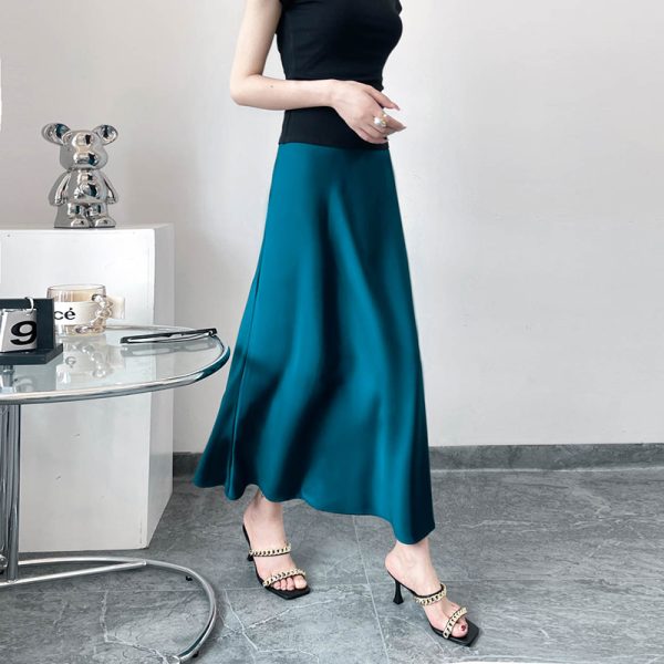 Satin Half Skirt with Diagonal Cut, Flared Design, High Waist, Silky Elastic Waist, Versatile Glossy Mid-Length Acetate Skirt