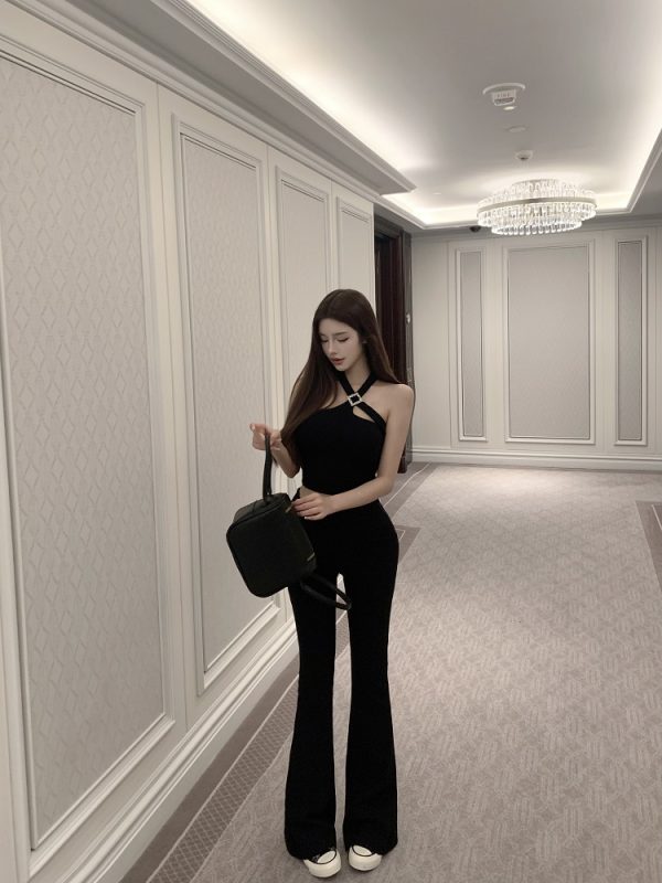 Sexy Cross-Neck Tank Top for Women with Built-In Padding - Fitted Design, Perfect for Y2K and Night Out Looks