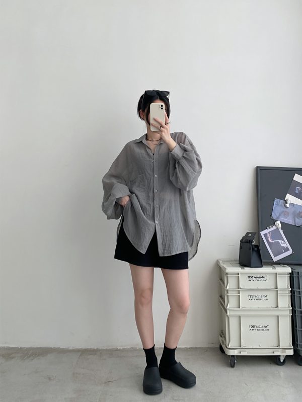 Sheer Lantern Sleeve Sun Protection Shirt for Women - Casual Loose Fit Hazy Feel Outerwear for Evening Breeze
