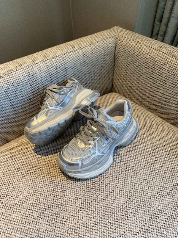Silver Dad Shoes for Women - 2025 Spring Thick-Soled Height-Increasing Mesh Casual Sneakers, Trendy Y2K Athleisure Footwear