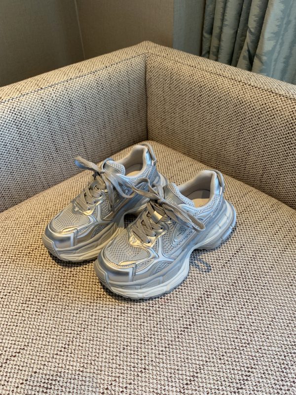 Silver Dad Shoes for Women - 2025 Spring Thick-Soled Height-Increasing Mesh Casual Sneakers, Trendy Y2K Athleisure Footwear