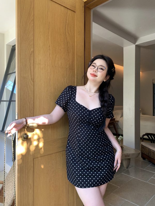Slightly Chubby Heartbeat Polka Dot Lace Waist-Defined Short Sleeve Plus Size Dress with Short Skirt - Y2K Style