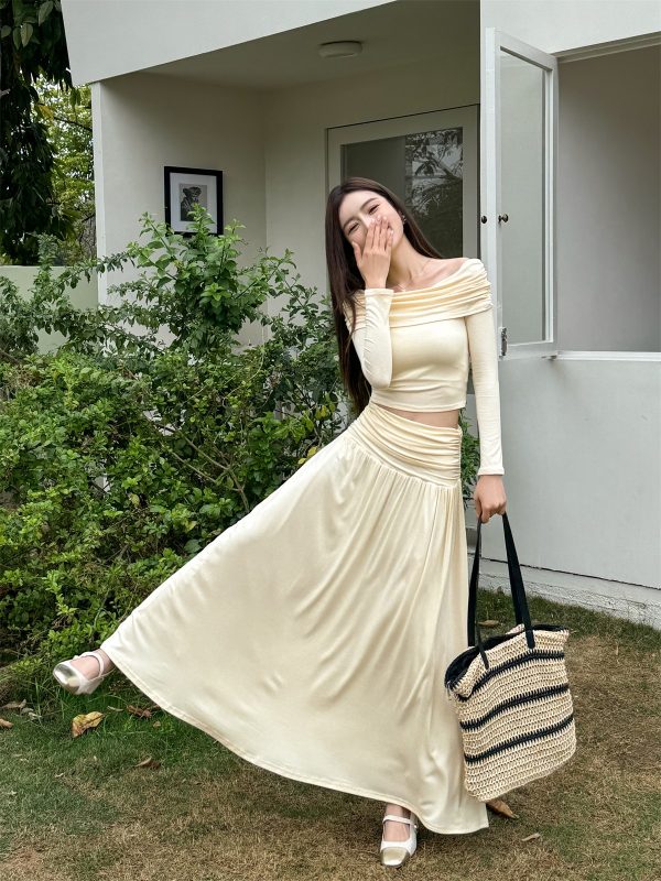 Slim-Fit One-Shoulder Skin-Baring Top and Pleated Long Skirt Set - Light Fabric Spring Korean Style Outfit
