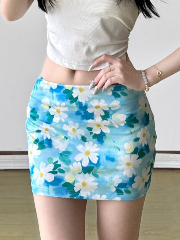 Small Daisy Floral Bodycon Skirt - Women's Fresh Oil Paint Blue Midi Skirt for Spring - Trendy Dopamine Fashion