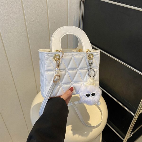 Small Diamond-Pattern Mini Bucket Bag for Women - Trendy Summer 2025 Crossbody Handbag for Commuting and Everyday Style