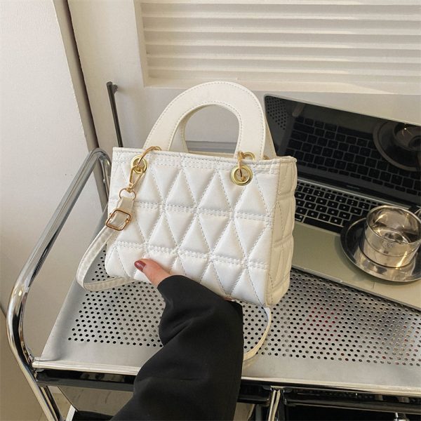 Small Diamond-Pattern Mini Bucket Bag for Women - Trendy Summer 2025 Crossbody Handbag for Commuting and Everyday Style