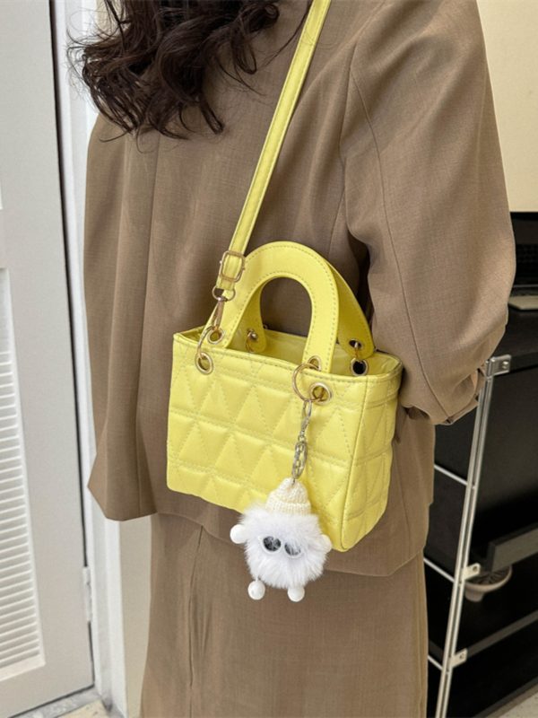 Small Diamond-Pattern Mini Bucket Bag for Women - Trendy Summer 2025 Crossbody Handbag for Commuting and Everyday Style