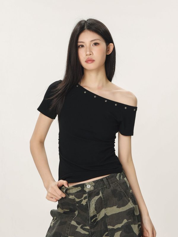 Spicy Girl Off-Shoulder Short Sleeve T-Shirt for Women - American Style Summer Slim Fit Top with Beautifully Tailored Waist