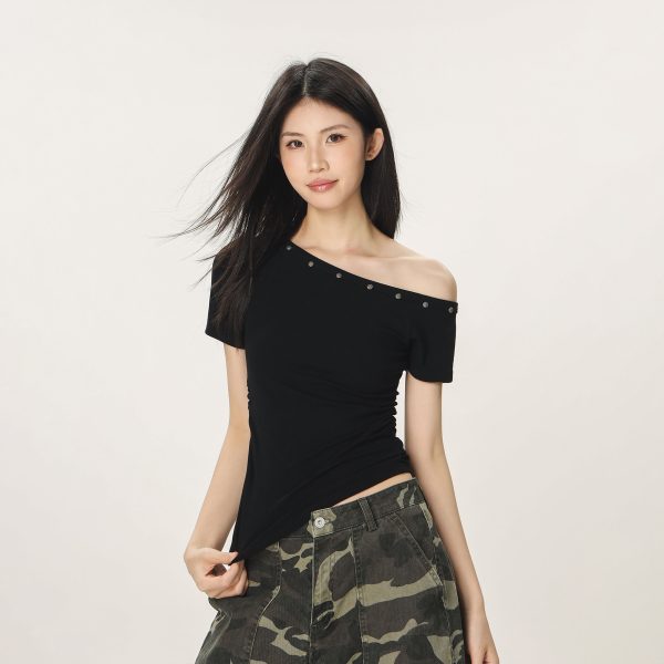 Spicy Girl Off-Shoulder Short Sleeve T-Shirt for Women - American Style Summer Slim Fit Top with Beautifully Tailored Waist