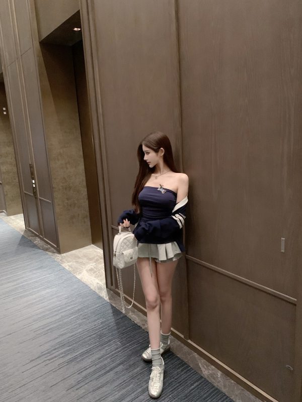 Strapless Pleated Irregular Tank Top - Waist-Defining Design for Y2K Fashion & Internet Celebrity Style