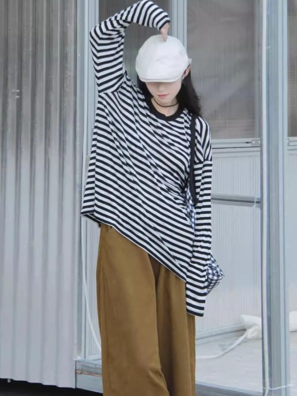 Striped Long-Sleeve Lightweight T-Shirt for Women - Summer Style, Loose-Fitting, Breathable Base Layer, Versatile Casual Top