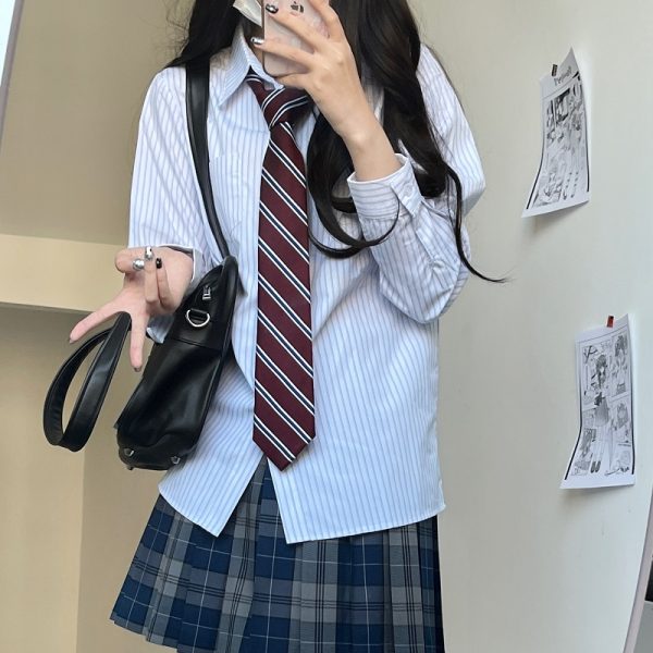 Striped Short-Sleeve Japanese College-Style White Shirt - Loose High-End Summer Top for Women - Trendy Casual Wear