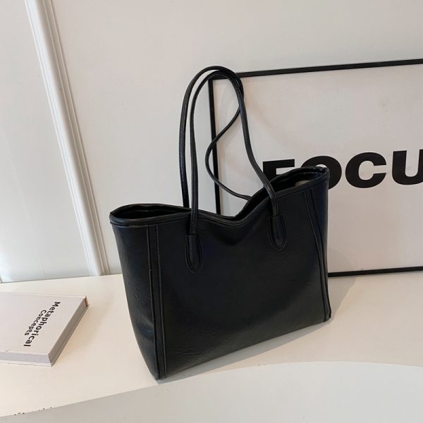Stylish Large Capacity Women's Shoulder Tote Bag for Commuting and Classes - High-End Feel for 2025 Fashion