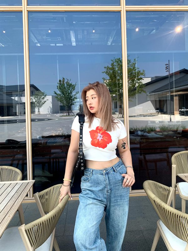 Summer 2025 Women's Big Red Floral Printed T-Shirt - Versatile Round Neck Short Sleeve Loose Top in Y2K Style