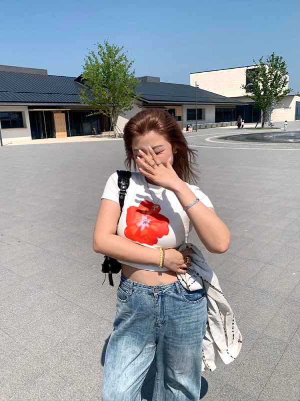 Summer 2025 Women's Big Red Floral Printed T-Shirt - Versatile Round Neck Short Sleeve Loose Top in Y2K Style