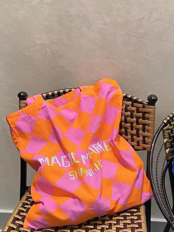 Summer Canvas Tote Bag with Pink Orange Diamond Pattern - Large Capacity Fashion Commute Bag for Magic Market Style