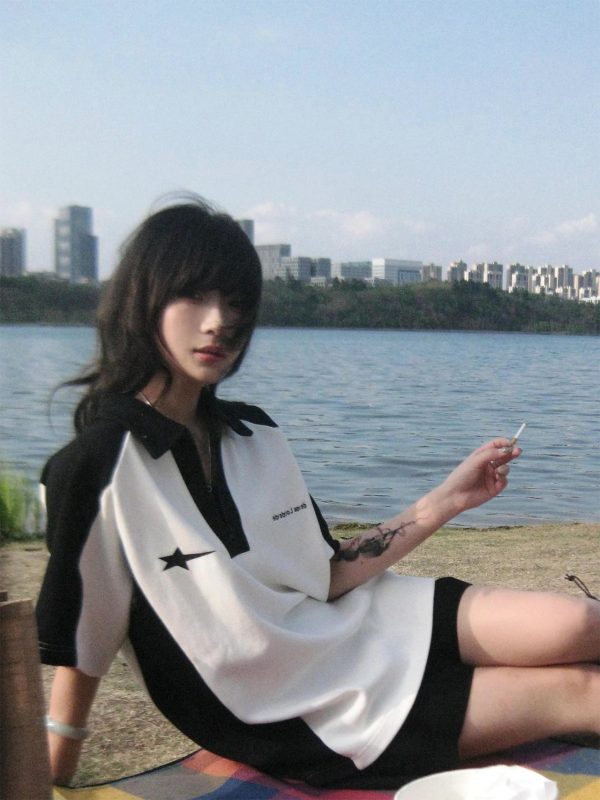 Summer Color-Blocking Short-Sleeve T-Shirt for Women - American College Style Polo Collar Round Neck Heavyweight Top