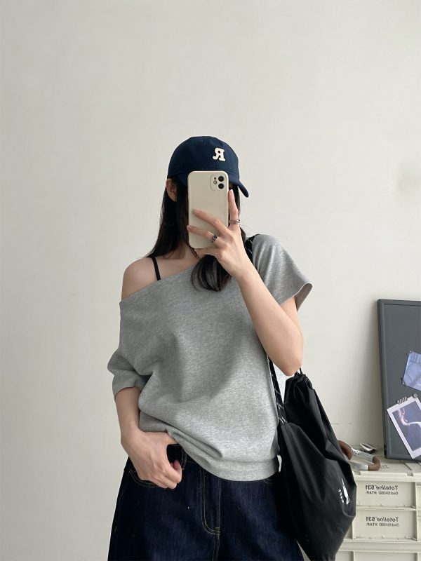 Summer Off-Shoulder Loose Fit Two-Way T-Shirt for Women - Slim-Fit Short Sleeve Top in Sun Grapefruit - Casual 90s Style