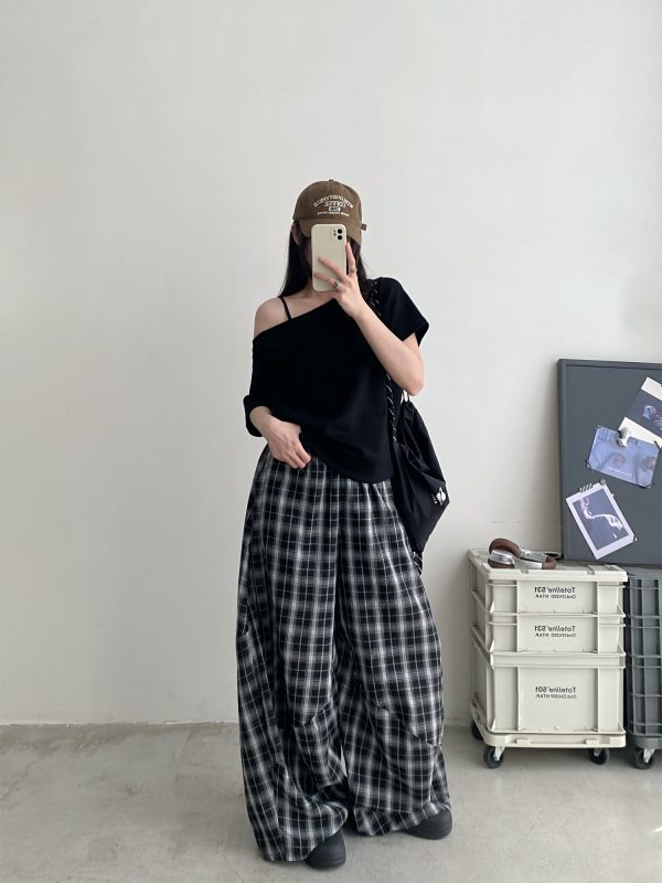 Summer Off-Shoulder Loose Fit Two-Way T-Shirt for Women - Slim-Fit Short Sleeve Top in Sun Grapefruit - Casual 90s Style
