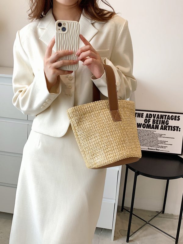 Summer Woven Straw Bucket Bag for Women - 2025 Stylish Beach Handbag, Vacation Essential, Small Tote for Girls