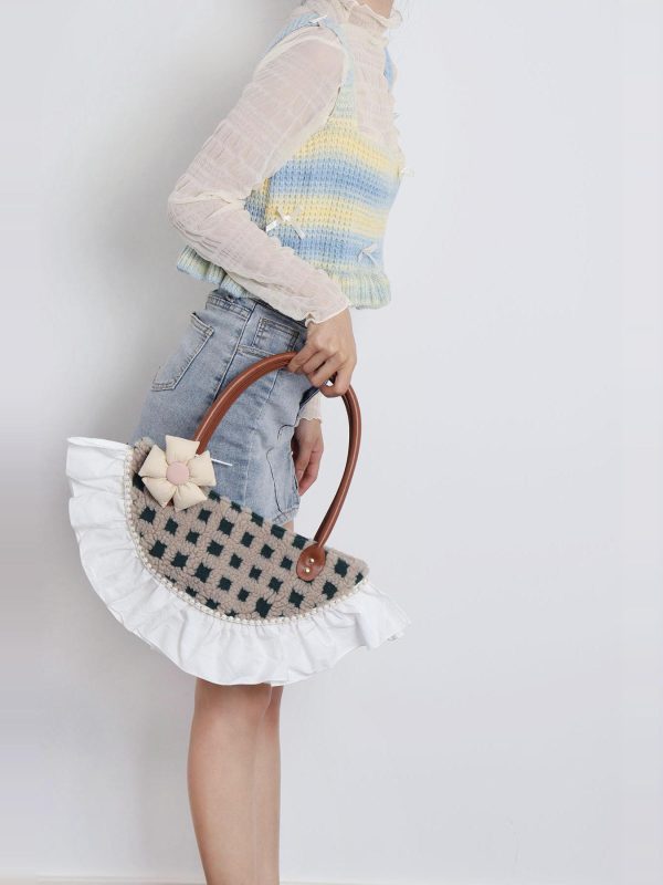 Sweet Cute Woolen Fan-Shaped Tote Underarm Handbag for Autumn Winter - Trendy High-End Fashion Accessory