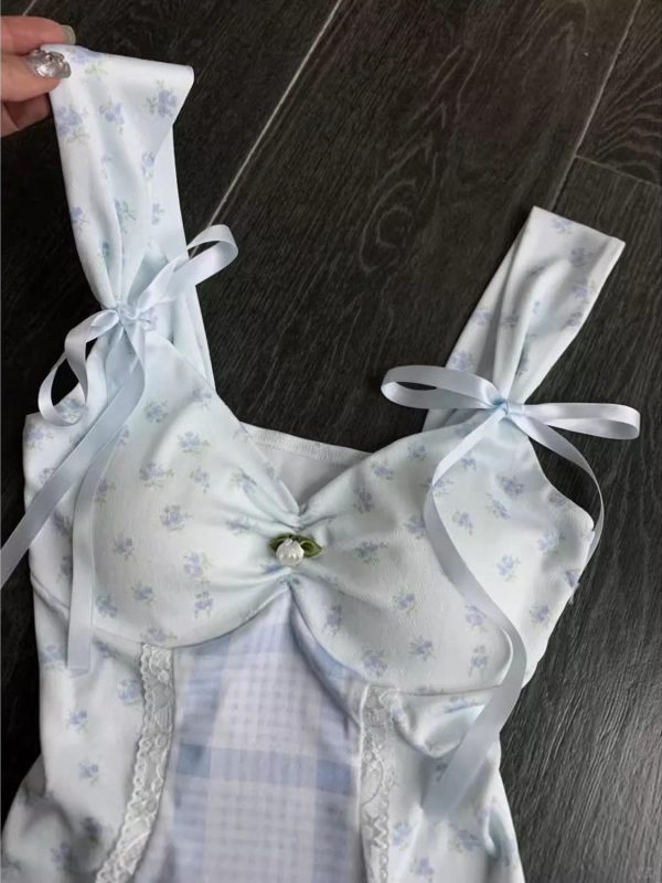 Sweet Floral Camisole for Women with Chest Pads - Summer Chic Short Fitted Sleeveless Top, Perfect for 90s and Y2K Style