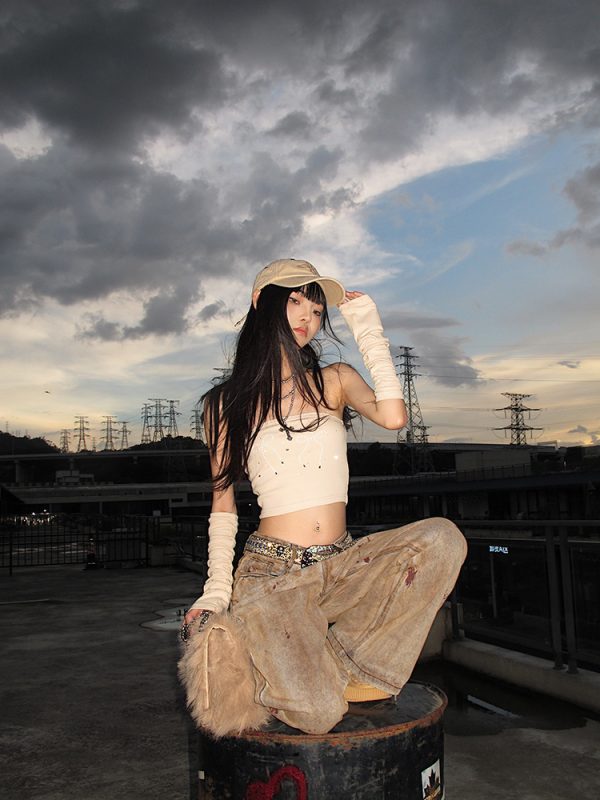 Sweet Style Strapless Crop Top and Sleeve Set with Bowknot, Pearl, and Rhinestone Details â€“ Perfect for Early Autumn Fashion