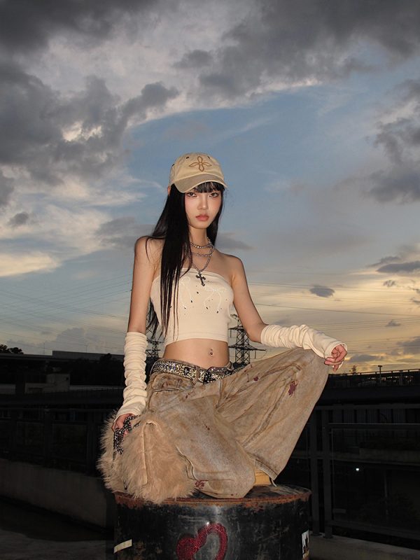 Sweet Style Strapless Crop Top and Sleeve Set with Bowknot, Pearl, and Rhinestone Details â€“ Perfect for Early Autumn Fashion