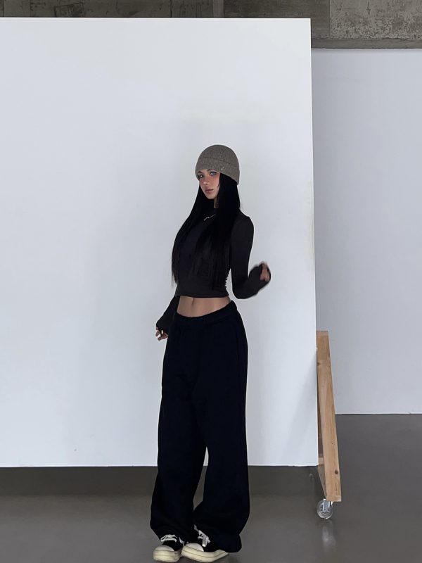 Thick Fleece 2-in-1 Butt-Lifting Sweatpants for Cold Weather, Narrow Waist Drawstring, Super Warm, Available in 3 Colors
