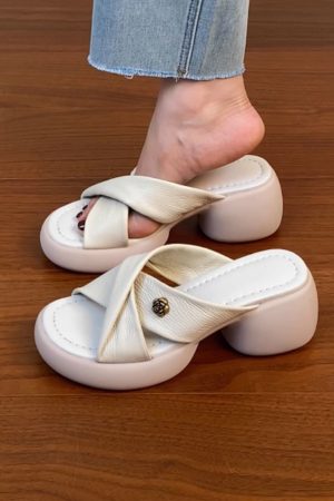 Thick-Soled Cross-Strap High Heels Sandals for Women - Summer 2025 Outdoor Footwear, Trendy Y2K Style