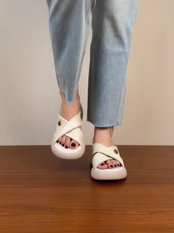Thick-Soled Cross-Strap High Heels Sandals for Women - Summer 2025 Outdoor Footwear, Trendy Y2K Style