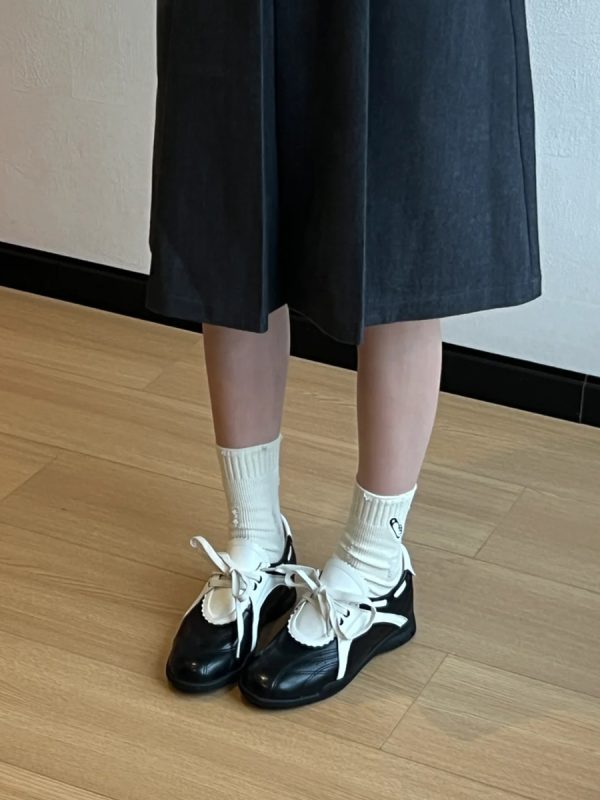 Thick-Soled Sporty Mary Jane Shoes for Women - Color-Blocked Retro Lace-Up Casual Footwear, Round-Toe Comfort