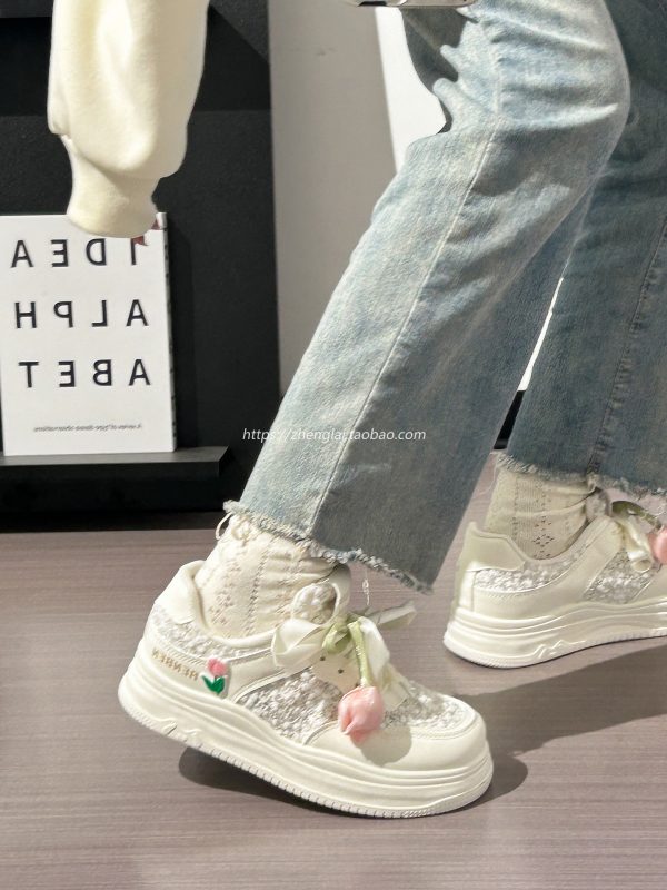 Thick-Soled Tulip Flower Design Women's Shoes, Breathable Summer Sports Footwear, Versatile Little White Sneakers