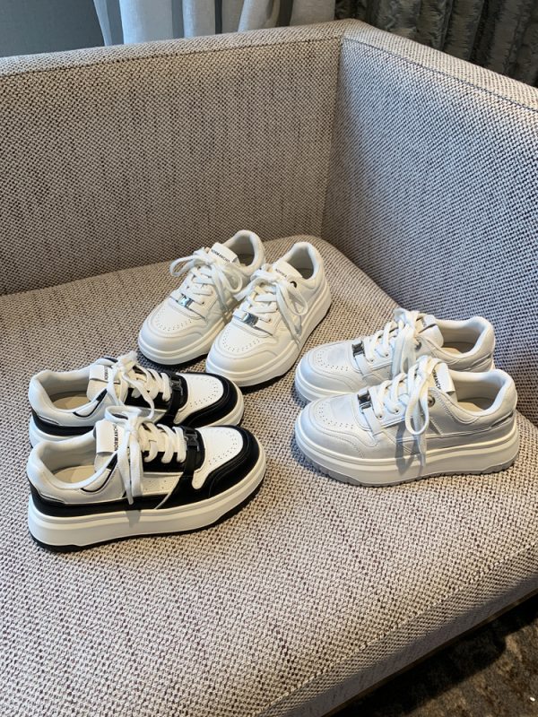Thick-Soled White Sneakers for Women - 2025 Spring Lace-Up Retro Casual Shoes with Metal Buckle, Versatile Canvas Footwear