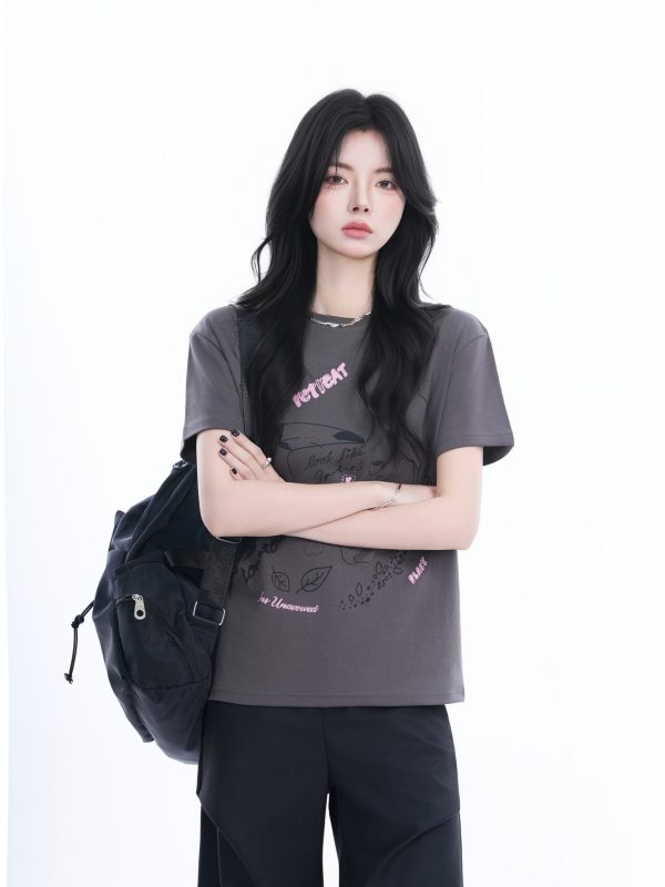 Trendy American Retro Short-Sleeve Cropped T-Shirt for Women â€“ Stylish Petites, Y2K Fashion Essential