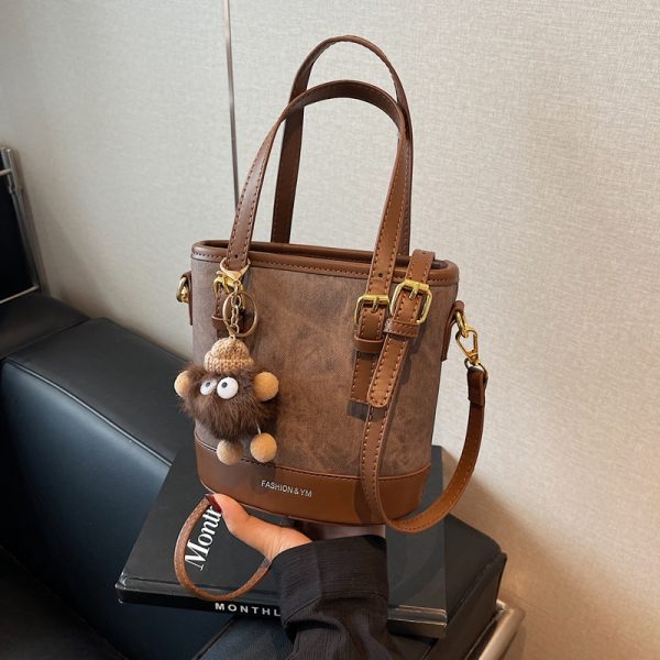 Trendy Color-Blocking Shoulder Crossbody Bucket Bag - Versatile Spliced Design for Women 2025