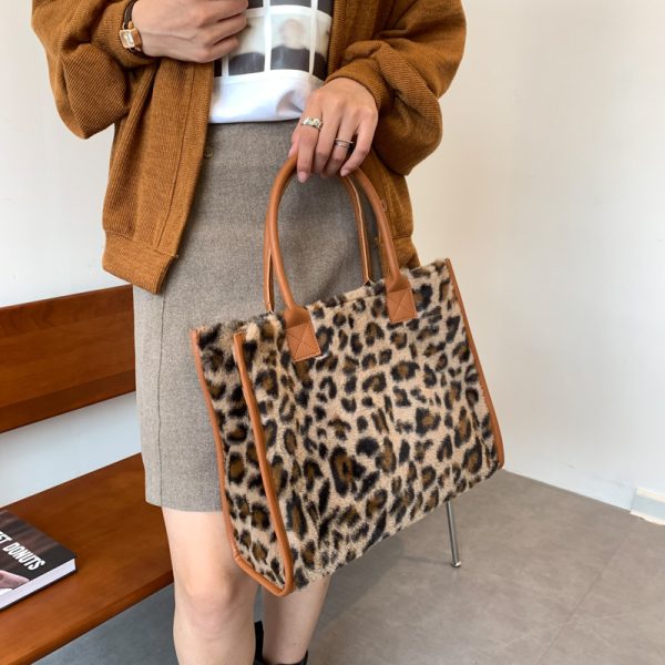 Trendy Large Capacity Leopard Print Fluffy Tote Handbag for Women - Versatile Elegant Shoulder Bag 2025